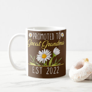 Främjande av Underbar farmaceut Est 2022 Daisy för Kaffemugg