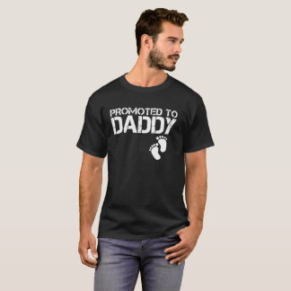 Främjat till pappan Est 2018 T Shirt