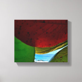 Framställd av naturen - Tropiska Löv och havsytan Canvastryck