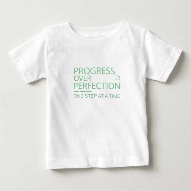 Framsteg före Perfektion Motiverande Typografi  T Shirt (Framsida)