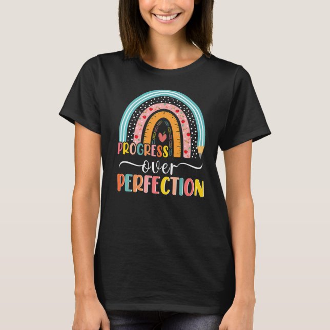 Framsteg med Perfection Spacher Educator Boh T Shirt (Framsida)
