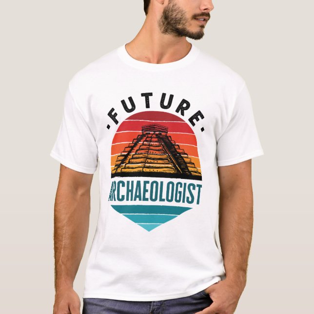 Framtida arkeologen Archeology Student T Shirt (Framsida)