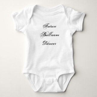 Framtida balsaldansare tee