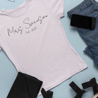 Framtida Bride Mrs. Custom Name Bachelorette T Shirt