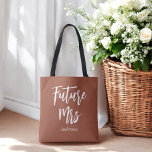 Framtida Bride Terracotta Brown Bröllop Tygkasse<br><div class="desc">Bride Button med text future Mrs Terracotta/Burnt Orange/Brown White. Ta en titt i vår butikssamling nedan för matchande artiklar.</div>
