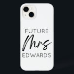 Framtida fru Anpassningsbar efternamn Bride to be<br><div class="desc">Det här är ett framtida fru Anpassningsbar,  efternamn Bride,  som ska vara Fiancé iPhone Telefonväska!</div>