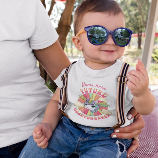 Framtida hjärtbrytare t shirt (Skapare uppladdad)