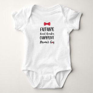 Framtida hjärtsbrytare i nuvarande Mamma pojke T Shirt