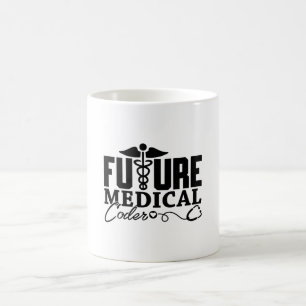 Framtida medhjälpare för medicinsk kodning kaffemugg