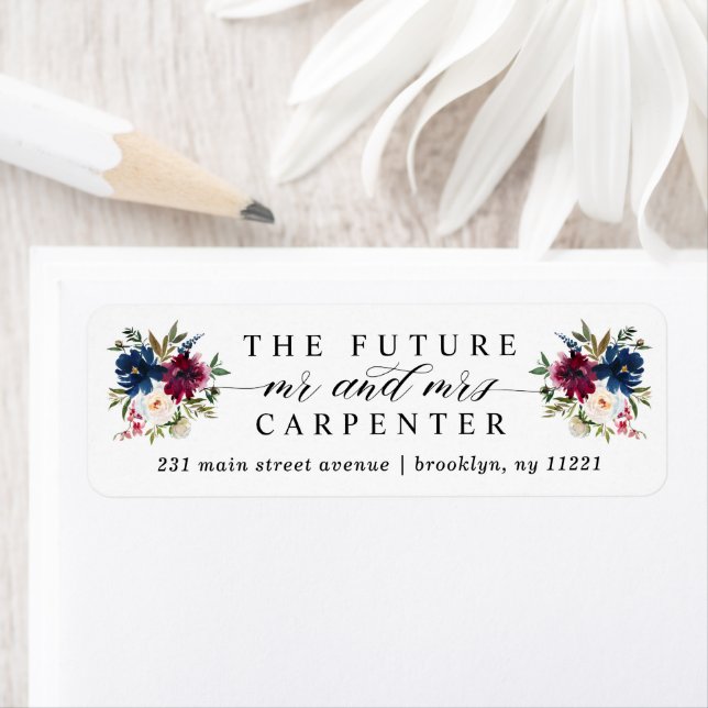 Framtida Mr. Navy Blue Burgundy Blommigt Bröllop Returadress Etikett (Insitu)