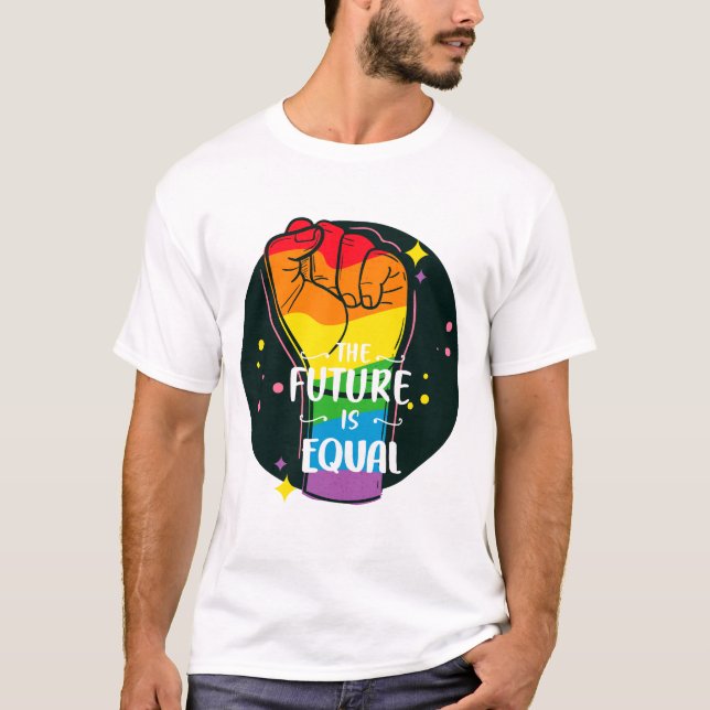 Framtiden är lika högt uppkommen t shirt (Framsida)