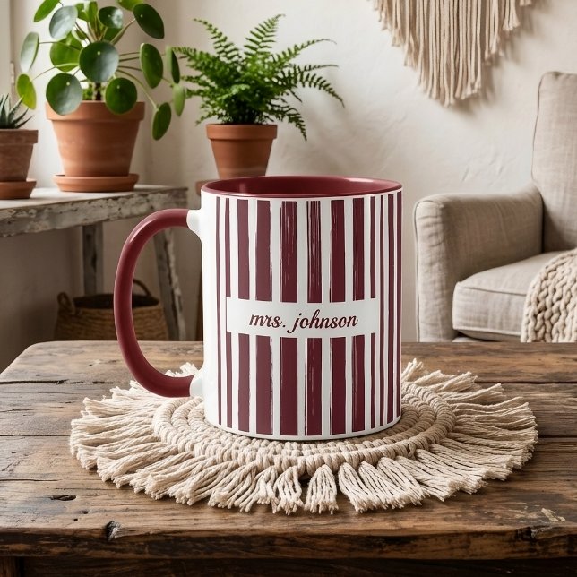 Framtidig fru | Röda ränder Sängvätning Anpassad Mugg (Personalized Red Stripes Future Mrs | Wedding | Bachelorette Party | Bridal Party Coffee Mug)