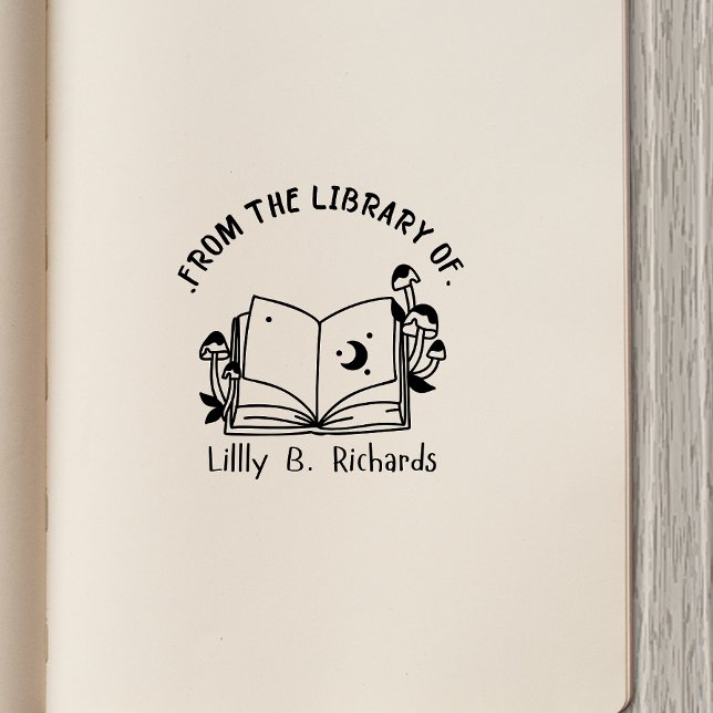Från Bibliotek i [Ditt namn] - Magiska Bok Stämpel (Skapare uppladdad)