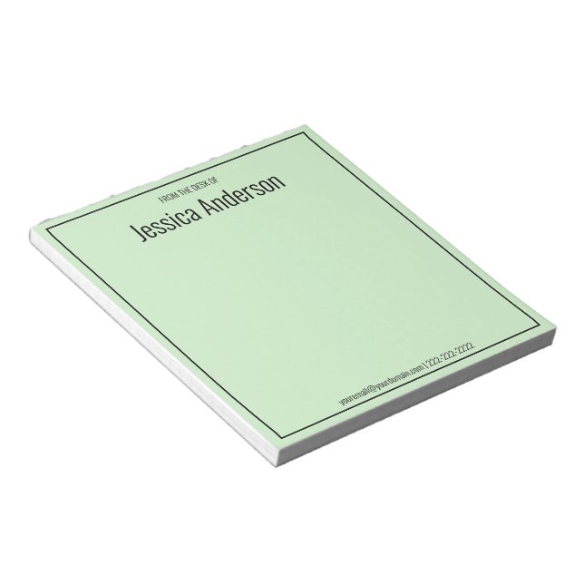 Från Ditt Namns Skrivbord Ljusgrön Svart Text Anteckningsblock (Vinklad)