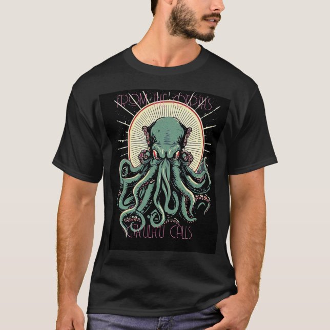 "FRÅN DJUREN - CTHULHU CALLS" T SHIRT (Framsida)