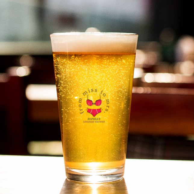 Från Fröken till Fru Lingerie Shower Glaskopp (Perfect glass for a lingerie shower celebration)