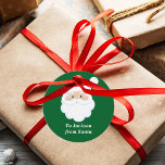 Från Santa Cute Anpassningsbar Grönt Kids julgåva Gåvor Etiketter<br><div class="desc">Anpassa dessa söta märkre med rund gåva från Jultomten med din egen personlig med namn i vitt skript. Tomtens röda hatt och vita skägg är perfekten helgdag teckning på den här söt gröntens märkre för presenter.</div>