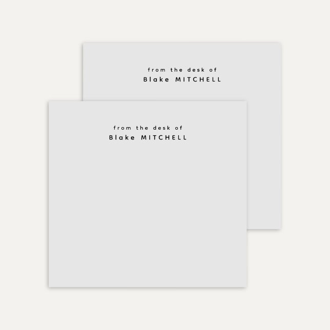 Från skrivbordet av enkelt monogram Grått Post-it Block (Skapare uppladdad)