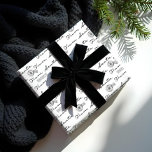 Från tomtens Vintage Postage Mail Parcel White Presentpapper<br><div class="desc">Backa dina presenter i nostalgi och charm med vår "Från tomten" Vintage Postage Mail Parcel Black and white Wrapping Papper. Denna utformning fångar säsongens magi med ett vintage posttema som påminner om det spännande i att få en speciell leverans från Nordpolen. Med en svart och vit palett i färg läggs...</div>