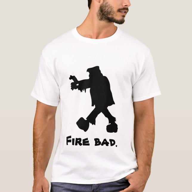 Frankenstein avfyrar bad. tee shirt (Framsida)