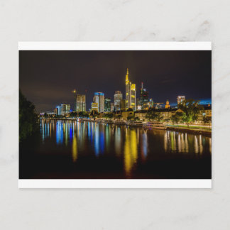 Frankfurt Skyline i Night Vykort
