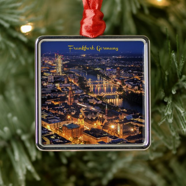 Frankfurt, Tyskland i Twilight Julgransprydnad Metall (Träd)