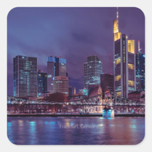 Frankfurt Tyskland på natten Fyrkantigt Klistermärke