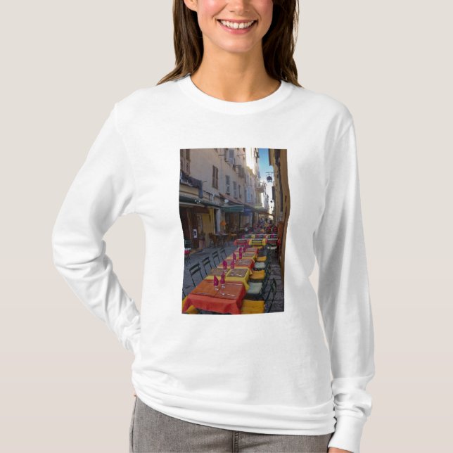 Frankrike, Korsika. Kaffebord uppradade på smal T-shirt (Framsida)