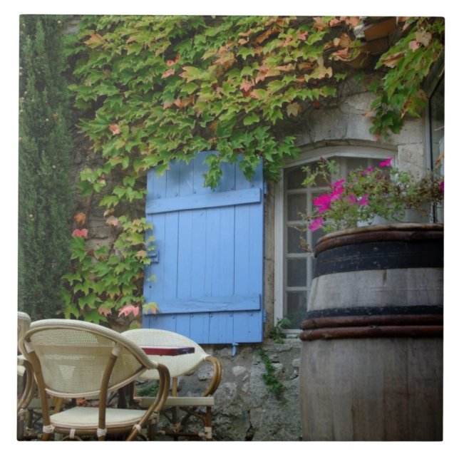 Frankrike, Les Baux de Provence, kafé uteplats Kakelplatta (Framsidan)