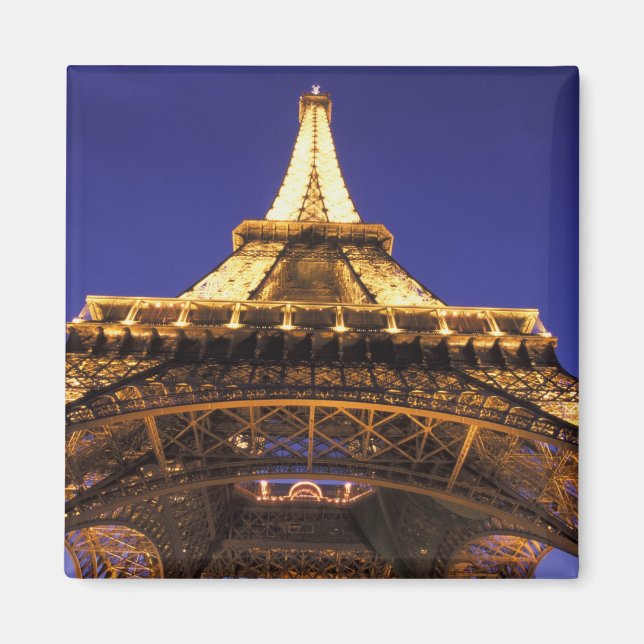 FRANKRIKE, Paris Eiffeltornet, kvällsutsikt Magnet (Framsidan)