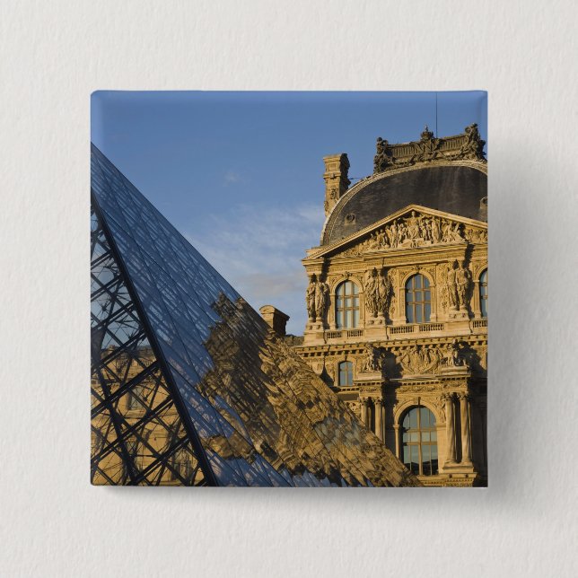 Frankrike, Paris, Louvre Museum och Pyramid Knapp (Framsida)