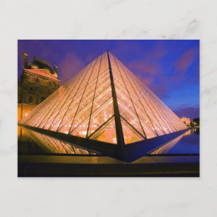 Frankrike, Paris. Louvren vid skymning. 2 Vykort