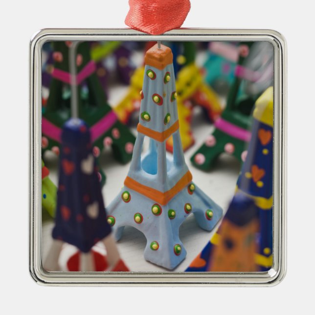 Frankrike, Paris, Miniature Eiffel Torn Julgransprydnad Metall (Framsidan)