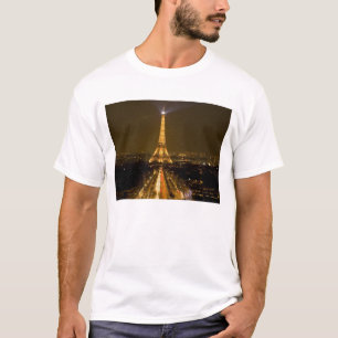 Frankrike, Paris. Nattlig vy av Eiffeltornet Tee Shirt