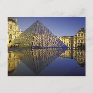 FRANKRIKE, Paris reflektion, Pyramid. Louvren Vykort
