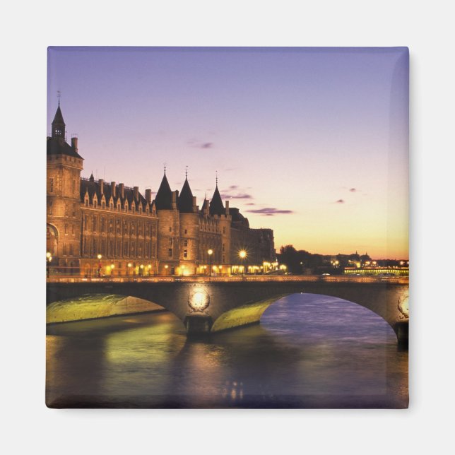 Frankrike, Paris, Seine och Conciergerie vid Magnet (Framsidan)