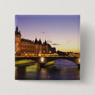 Frankrike, Paris, Seinefloden och Conciergerie vid Knapp