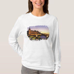 Frankrike, Paris, Seinefloden och Conciergerie vid T-shirt