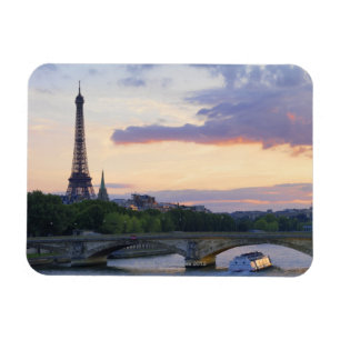 Frankriken Paris, turnerar fartyget på floden Magnet