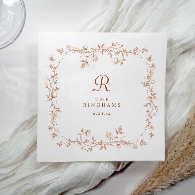 Fransk blomsterkopparorange monogram bröllop pappersservett (Personalized terracotta orange napkin with vintage French floral design)