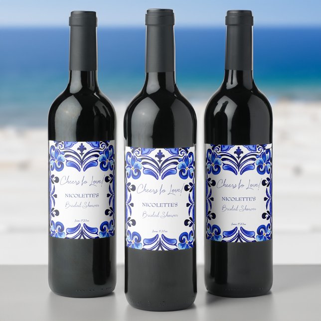 Fransk Blue Mediterranean-kakelschare till kärlek Vinflaska Etikett (French Blue Mediterranean tile ornaments cheers to love bridal shower personalized Wine Labels)