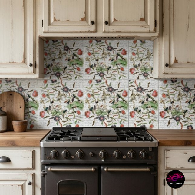 Fransk botanisk biodesign kakelplatta (French Script Botanical Bee tiles styled as a rustic kitchen backsplash.)