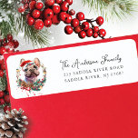 Fransk Bulldog i Santa Hat-Returadressen Returadress Etikett<br><div class="desc">Den här festliga returadressetiketten har en söt Fransk Bulldog-hund som bär en julhatt med en julklapp med en krans av pinecon. Det är det perfekt sättet att göra e-posten glad och se till att alla som ser den blir medvetna om det.</div>