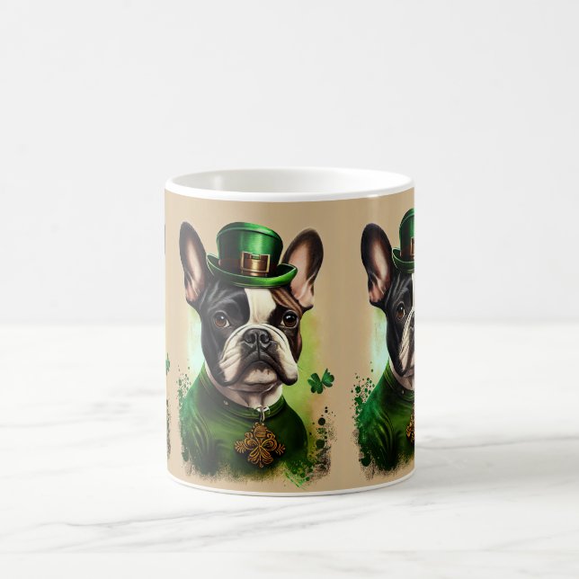 Fransk Bulldog i St. Patrick Dress Kaffemugg (Center)