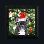 Fransk Bulldog Julgran Ornaments Snögubbe Smyckeskrin<br><div class="desc">Cute Fransk Bulldog med Julgran Ornaments Snö Man i bakgrunden.</div>