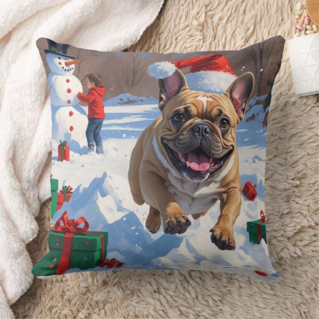 Fransk Bulldog Kör i Snö med Julhatt Kudde (Filt)