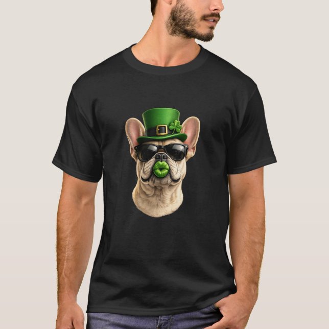 Fransk Bulldog St Patricks Day Kyss Design T Shirt (Framsida)