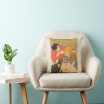Fransk Company of Chocolates and Teas, Art nouveau Kudde<br><div class="desc">Compagnie Française des Chocolats et des Thés av Théophile Alexandre Steinlen, 1895. Fransk Company of Chocolates and Teas Art nouveau poster konst som har en daglig livsplats med choklad och te av hett av mor och barn med en katt sitta på bord. Modellerna i illustrationen är konstnärens fru Emilie och...</div>