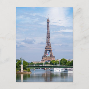 Fransk flagga i mitten av Eiffel Torn Vykort