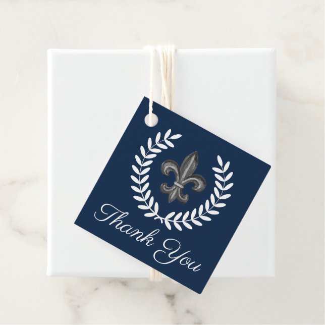 Fransk Fleur de Lis & Laurels | TACK Gåvor Etiketter (På plats)